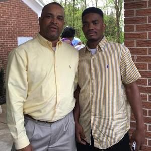 Meet your Posher, Dee